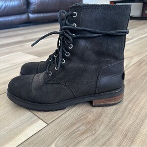 UGG Kilmer II Combat Boots Womens Size 7.5 Black Suede Leather Sheepskin Lined